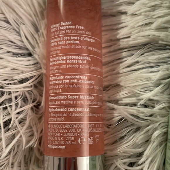 Clinique moisture surge. BNIB. 1.6 oz. Opened box for pictures. Never used. - Picture 2 of 3